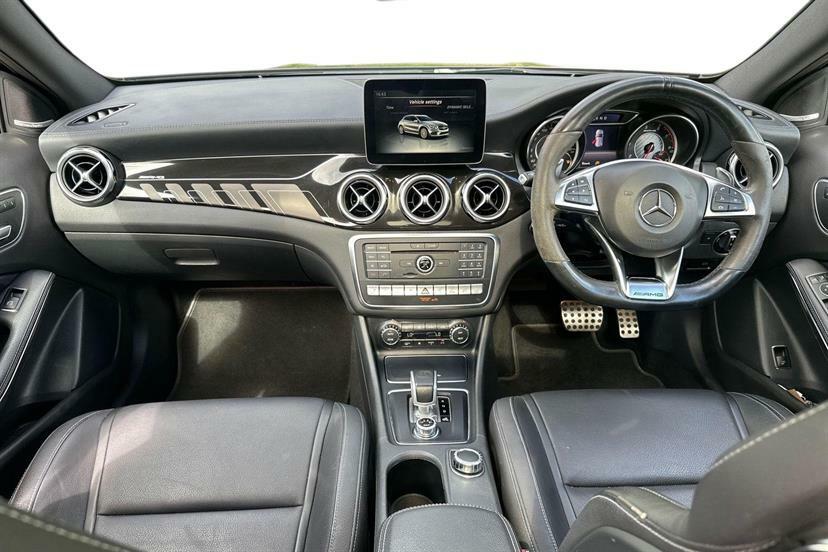 Mercedes-Benz GLA Class Gla 200 D Se Black #7
