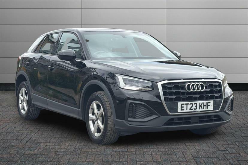 Audi Q2 30 Tfsi Technik Black