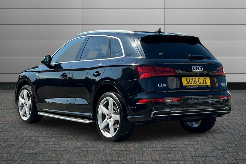 Audi Q5 2.0 Tfsi S Line Suv S Tronic Quattro 2 SG18CJZ Black #3