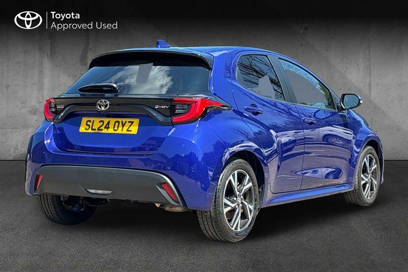 Toyota Yaris 1.5 Hybrid Design Cvt Blue #2