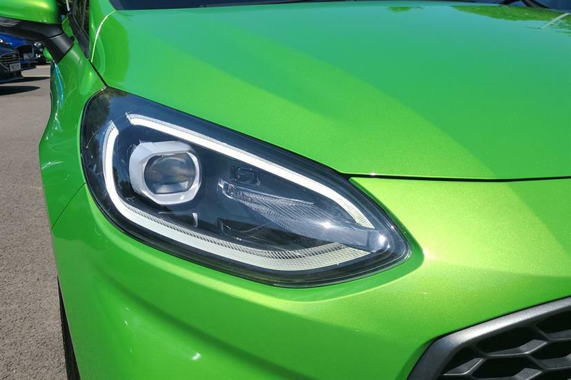 Ford Fiesta Active Vignale Black #16