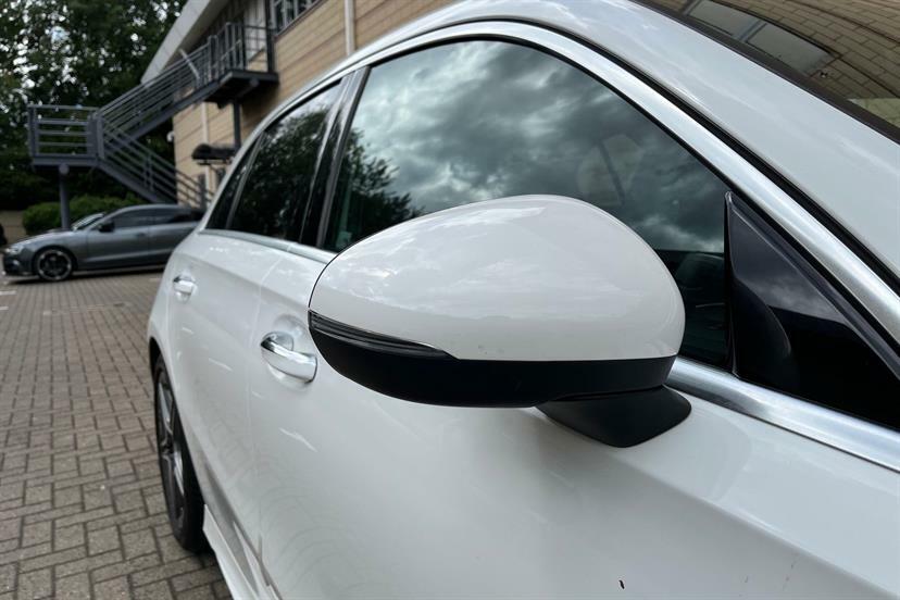Mercedes-Benz A Class Amg Line White #47