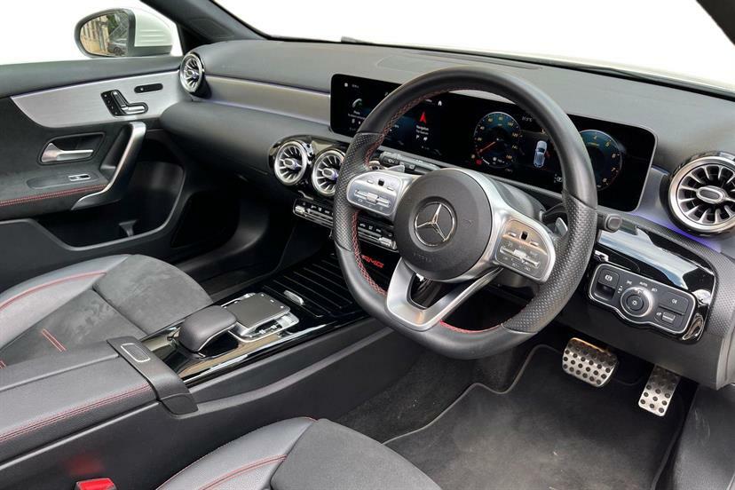 Mercedes-Benz A Class A180 Amg Line Premium Plus White #5