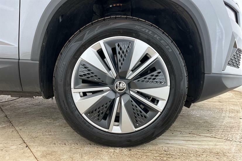 Skoda Karoq 1.0 Tsi 110 Se Technology Blue #10