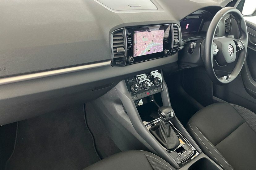 Skoda Karoq Karoq Se Drive 1.5 Tsi 150 Ps Dsg EU72HGL Grey #2