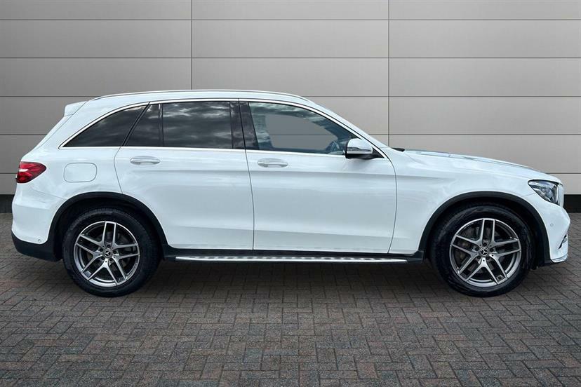 Mercedes-Benz GLC Class 350D 4Matic Amg Line Premium 9G-tronic White #3