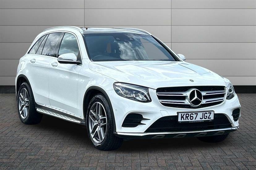 Mercedes-Benz GLC Class 350D 4Matic Amg Line Premium 9G-tronic White