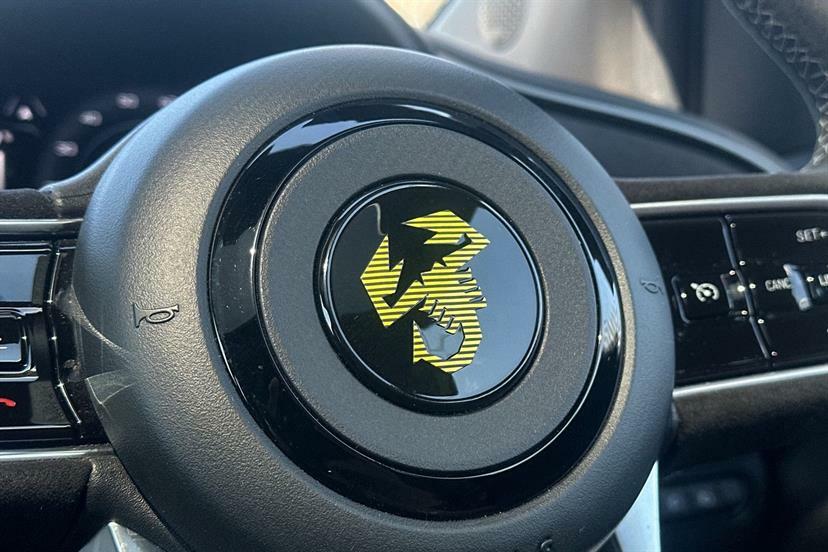 Abarth 500 114Kw Scorpionissima 42.2Kwh Blue #22