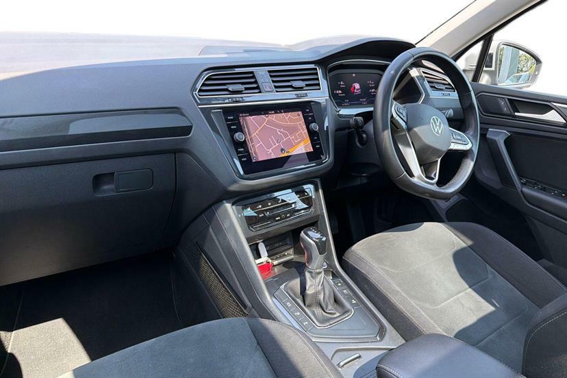 Volkswagen Tiguan 1.5 Tsi 150 Elegance Dsg Grey #2