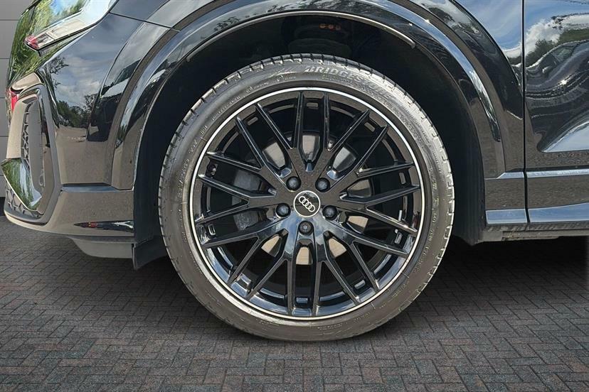 Audi Q2 30 Tfsi Black Edition Black #5
