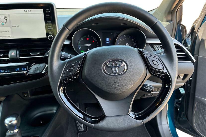 Toyota C-Hr 1.8 Hybrid Icon Cvt Black #5