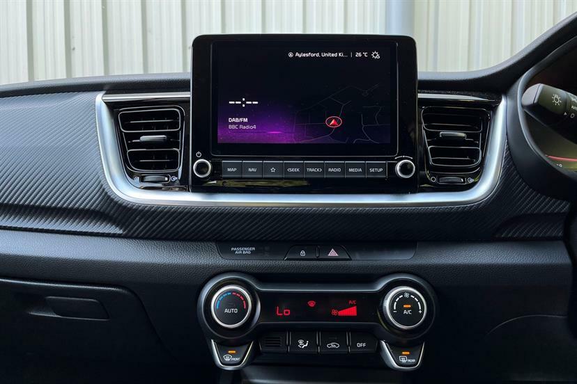 Kia Stonic 1.0T Gdi 98 2 Grey #25