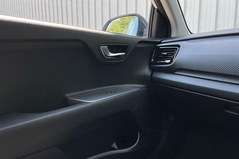 Kia Stonic 1.0T Gdi 98 2 Grey #29
