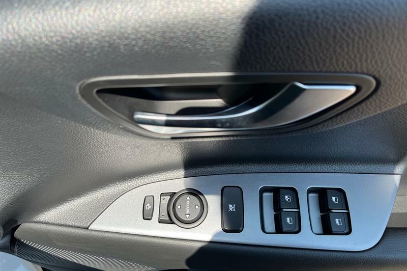 Kia Stonic 1.0T Gdi 98 2 Grey #9
