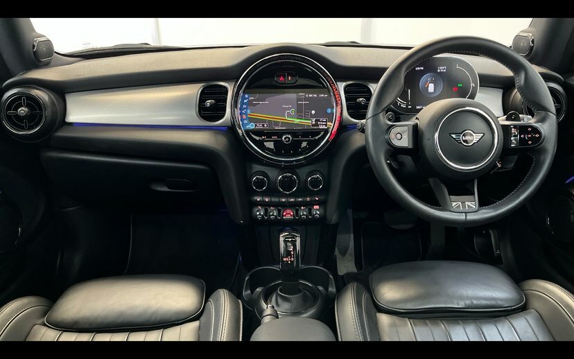 Mini Hatch 3-Door Hatch Cooper S Exclusive ET73XOM Black #4