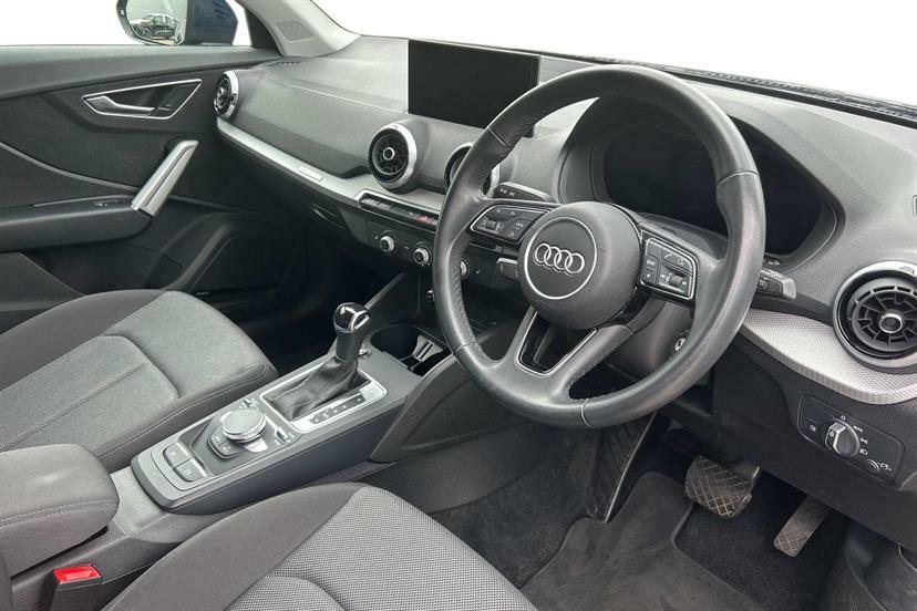 Audi Q2 35 Tfsi Sport S Tronic Cs Blue #6