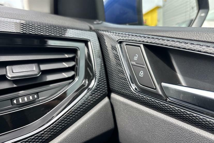Volkswagen Polo R-line Black #27