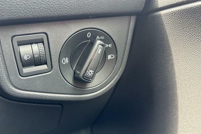 Volkswagen Polo R-line Black #26