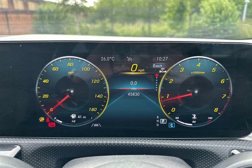 Mercedes-Benz CLA Class 200 Amg Line Executive Tip Black #5