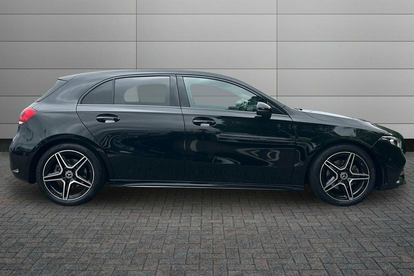 Mercedes-Benz A Class 1.3 A200 Amg Line Executive Hatchback Black #3