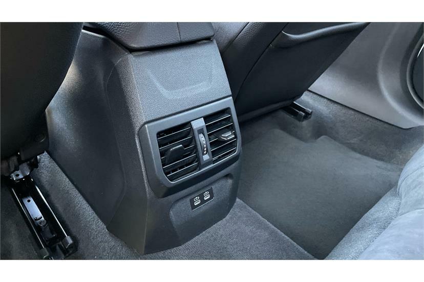 BMW 1 Series 1.5 116D Se Black #32