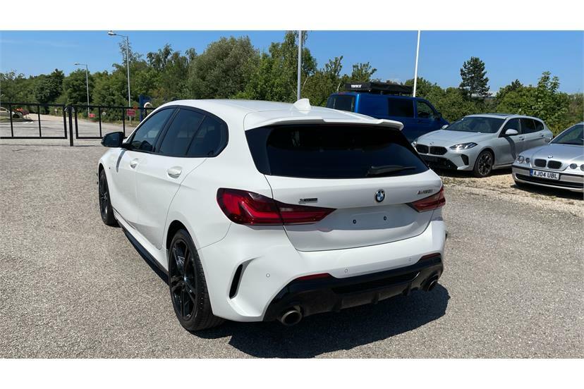BMW 1 Series 1.5 116D Se Black #24