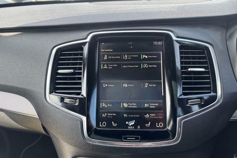 Volvo XC90 2.0 D5 Powerpulse R-design Silver #31