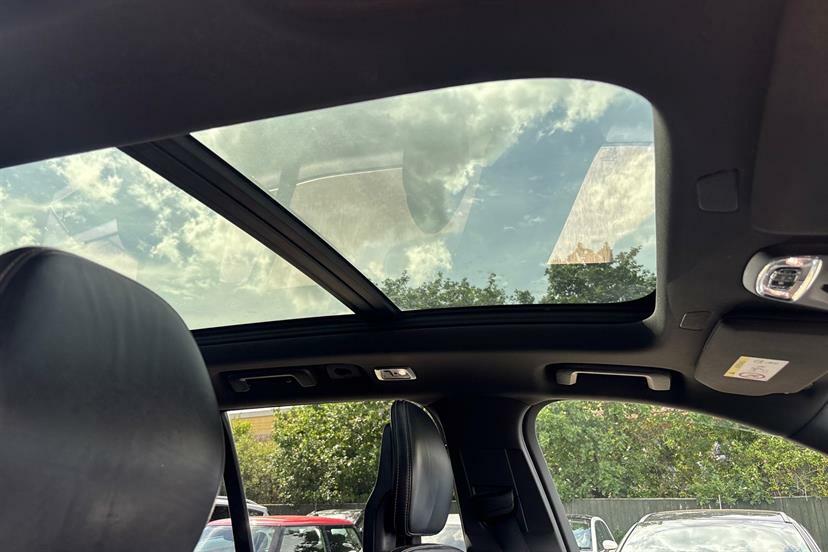 Volvo XC90 2.0 D5 Powerpulse R-design Silver #23