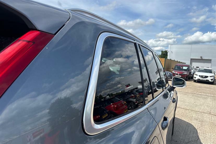 Volvo XC90 2.0 D5 Powerpulse R-design Silver #27