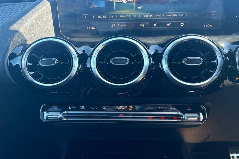 Mercedes-Benz GLA Class Amg Line Black #42