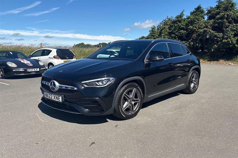 Mercedes-Benz GLA Class Amg Line Black #15
