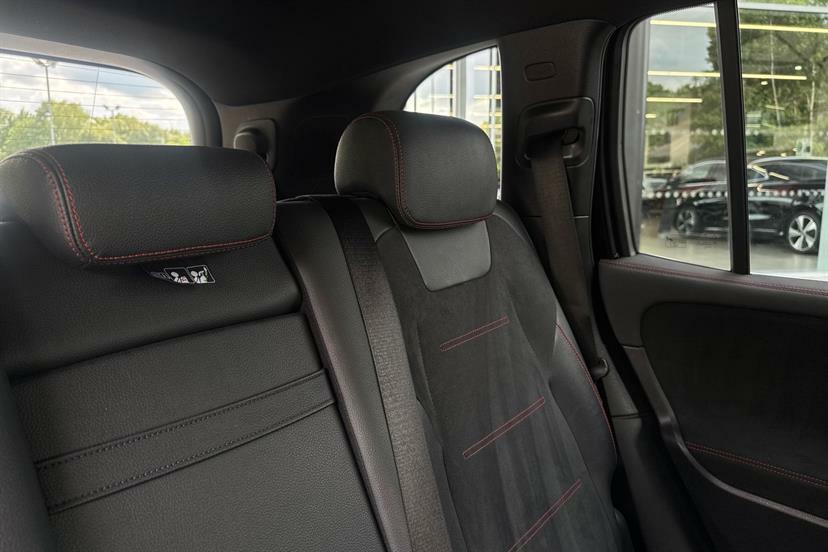 Mercedes-Benz EQB Amg Line Silver #34