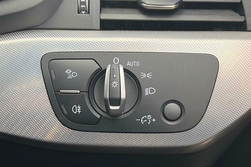 Audi A5 Edition 1 Tfsi 150 Ps S Tronic White #16
