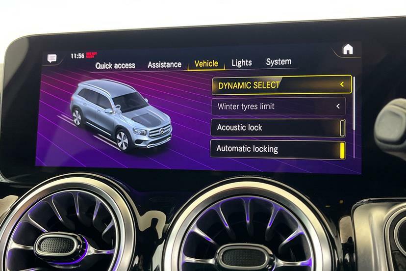 Mercedes-Benz GLB Class Glb 200D Amg Line Executive 8G-tronic White #17