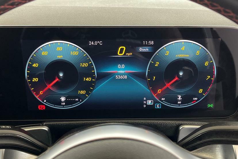 Mercedes-Benz GLB Class 200 Amg Line Premium 7G-tronic White #5
