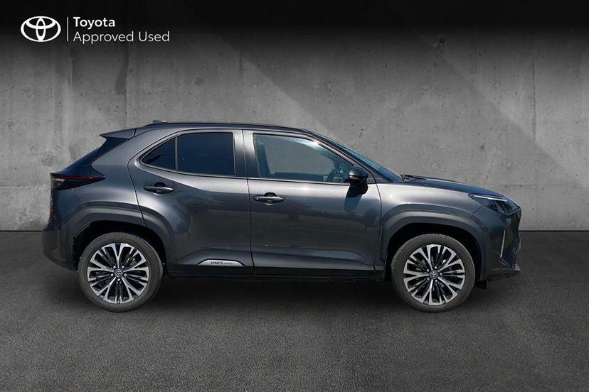 Toyota Yaris Cross Design Grey #16