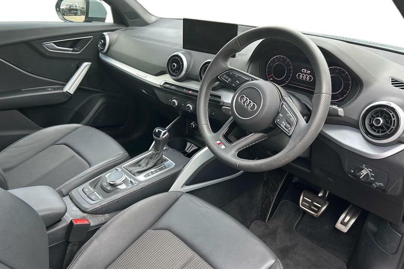 Audi Q2 35 Tfsi S Line S Tronic Cs Grey #6