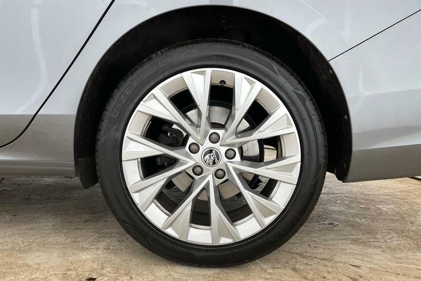 Skoda Superb Se L Blue #13