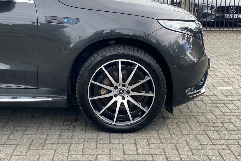 Mercedes-Benz EQC Eqc 400 80Kwh Amg Line Edition KT73YLF Grey #4