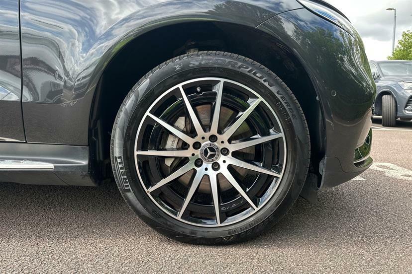 Mercedes-Benz EQC 400 300Kw Amg Line 80Kwh Grey #3