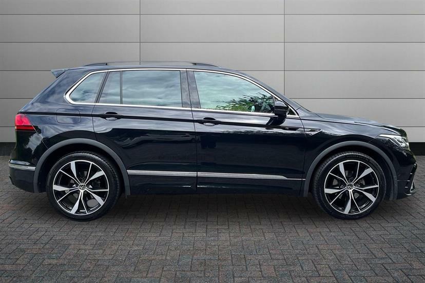 Volkswagen Tiguan 2.0 Tdi R-line Dsg Black #4