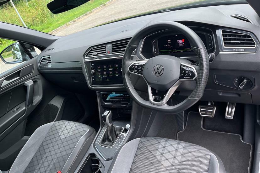 Volkswagen Tiguan R White #19