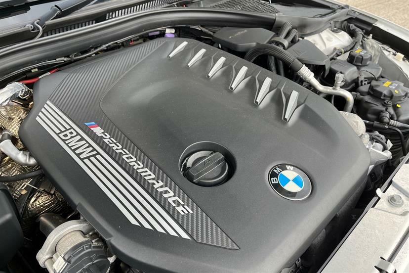 BMW 3 Series Saloon White #14