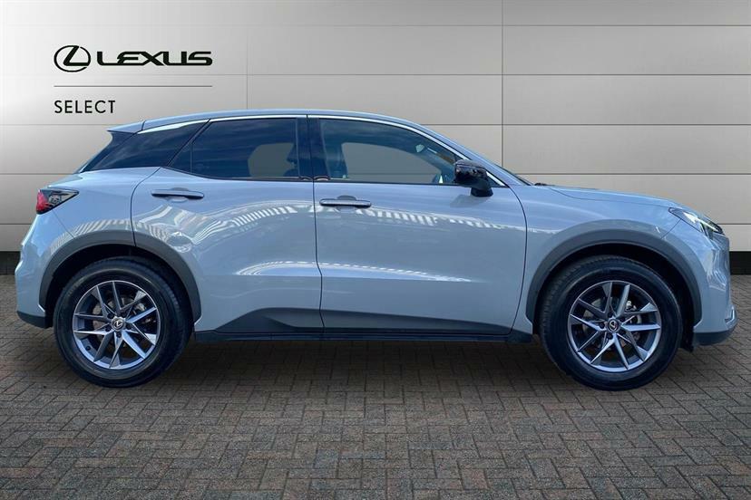 Lexus LBX 1.5 Premium E-cvt Grey #4
