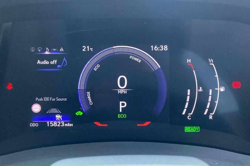 Lexus LBX 1.5 Takumi E-cvt 2024 #10