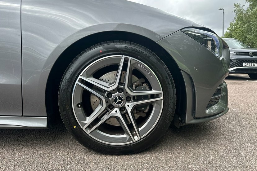 Mercedes-Benz CLA Class 2.0 Cla220d Amg Line Night Edition Premium Plus KS72YST Grey #4