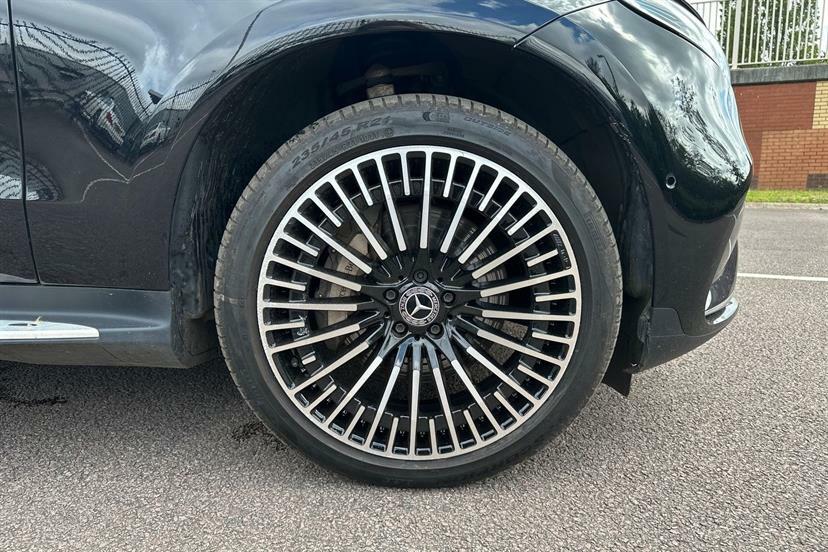 Mercedes-Benz EQC 400 300Kw Amg Line Premium 80Kwh Black #4