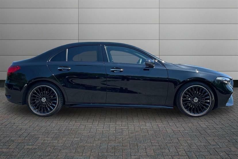 Mercedes-Benz A Class A200 Amg Line Premium Plus Black #3