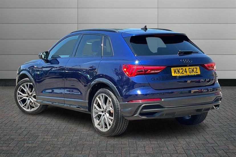 Audi Q3 35 Tfsi Black Edition S Tronic Tech Pack Blue #3