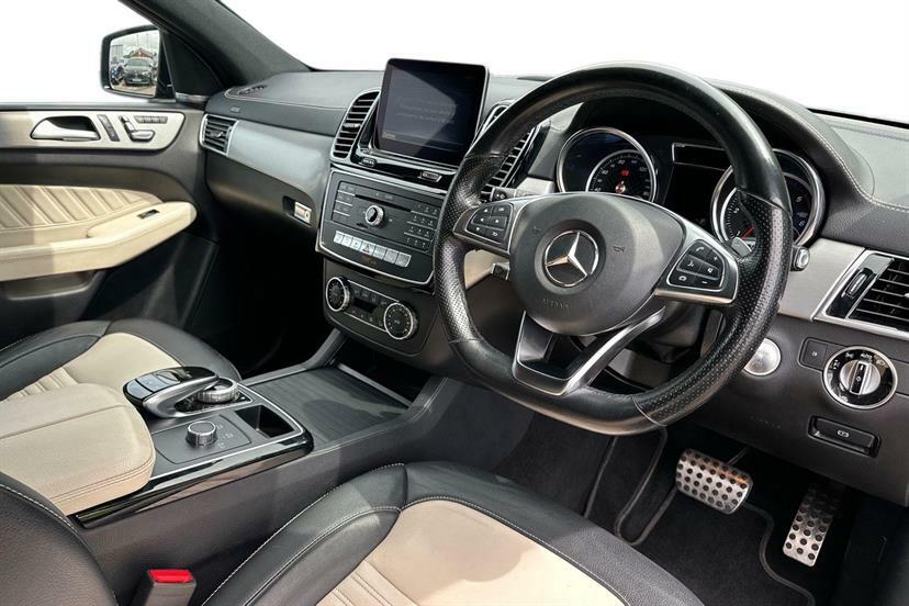 Mercedes-Benz GLE Coupe Gle 350D 4Matic Amg Night Ed Prem 9G-tronic Black #4